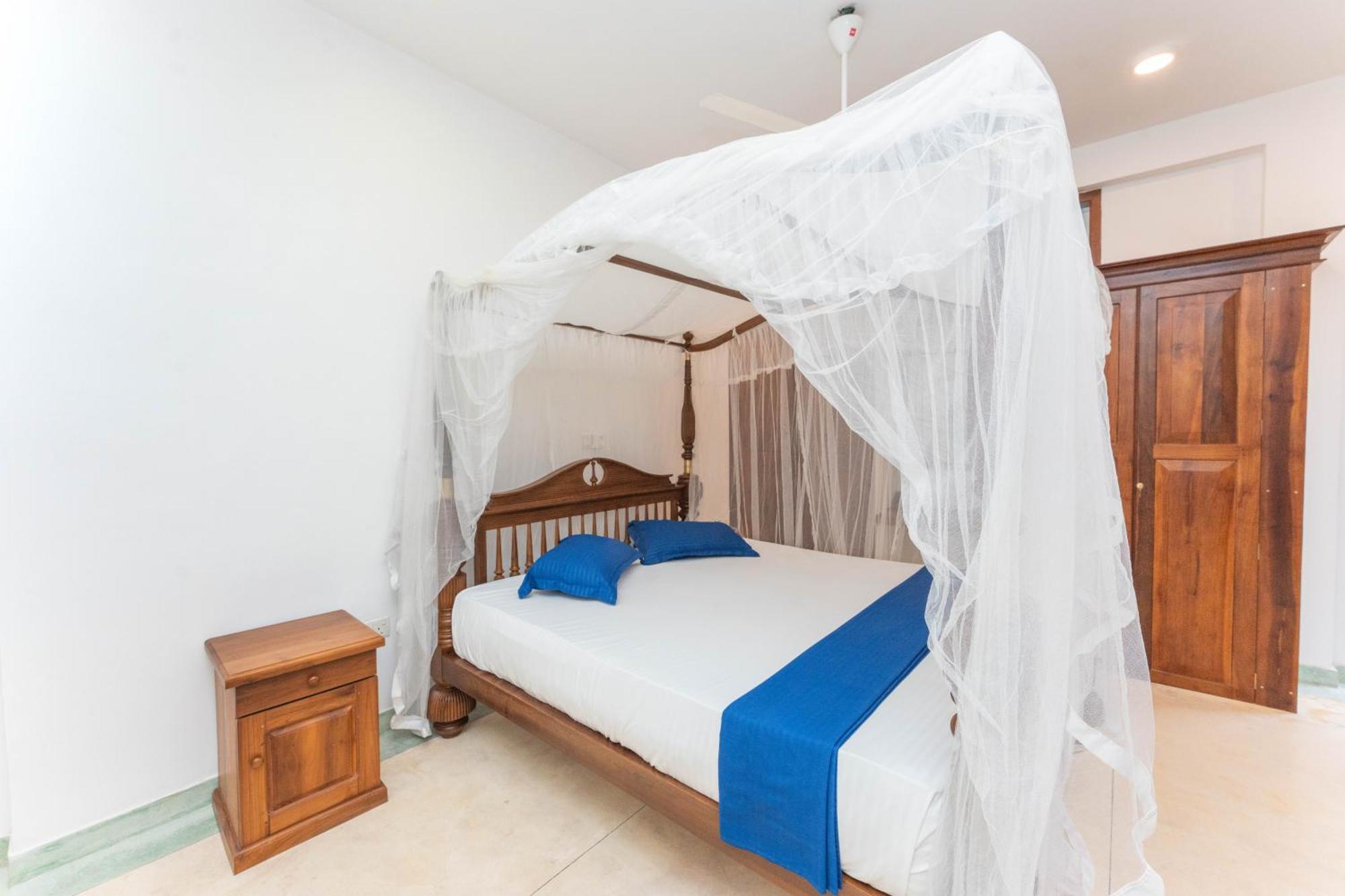 Hotel Coconut Bar Sea Lodge بيروفالا المظهر الخارجي الصورة