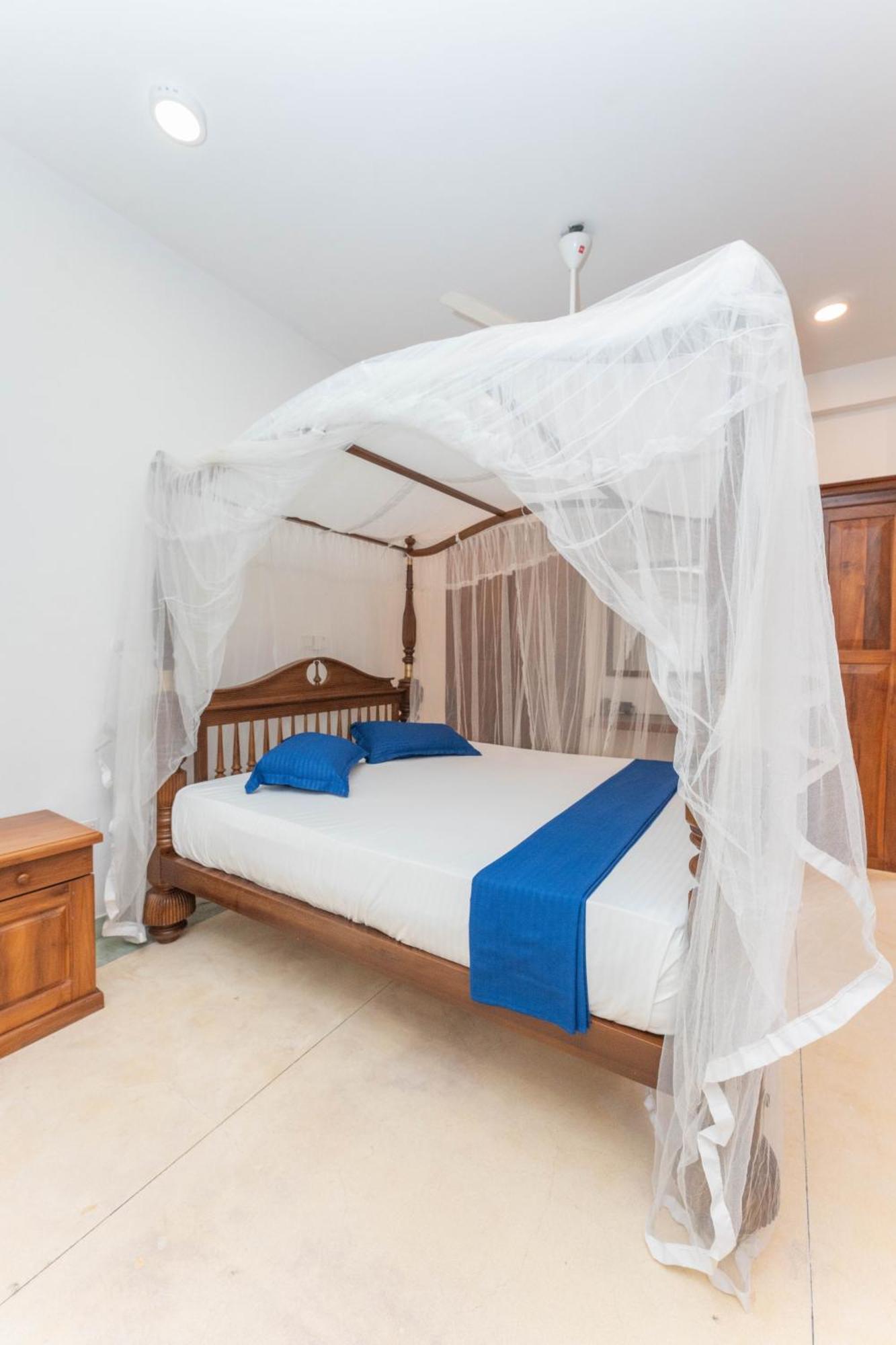 Hotel Coconut Bar Sea Lodge بيروفالا المظهر الخارجي الصورة